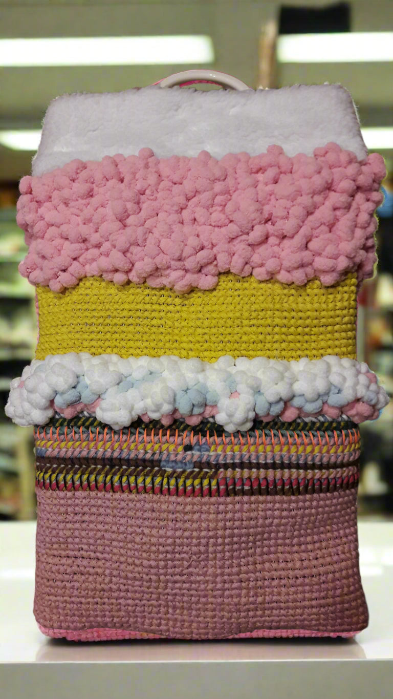 Ariane Crafts Snow 2025 XL Handbag: Your Bespoke Winter Art Piece